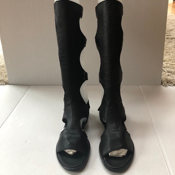 STUART WEITZMAN High top Elastic Band Sandals - Picture 3 of 10